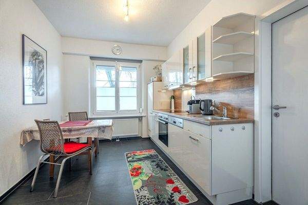 Küche mit Sitzplatz