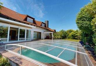 Pool Außenasicht