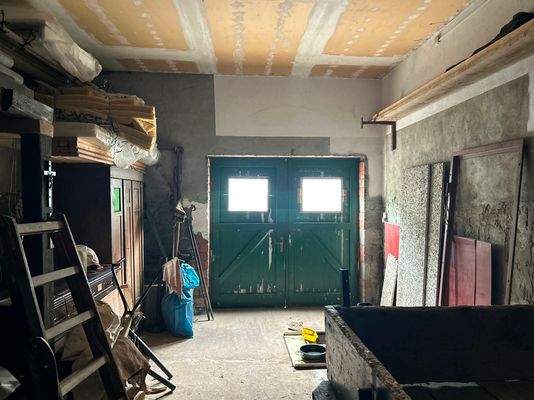 Garage im Anbau