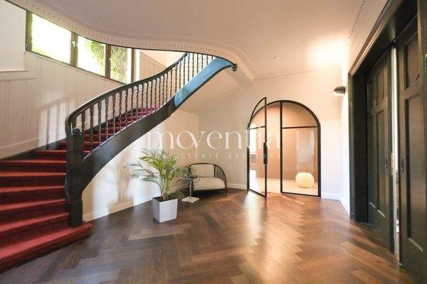 Repräsentatives Entrée