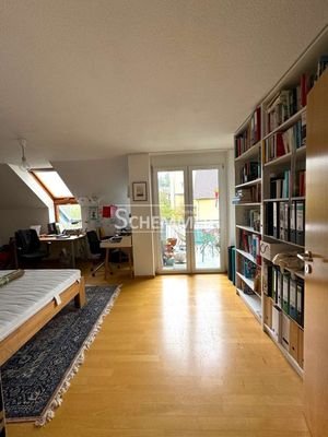 Schlafzimmer (unten))