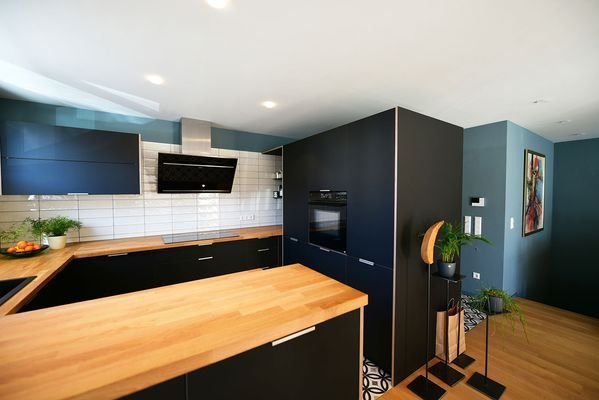 Küche Wohnung 1 b.JPG