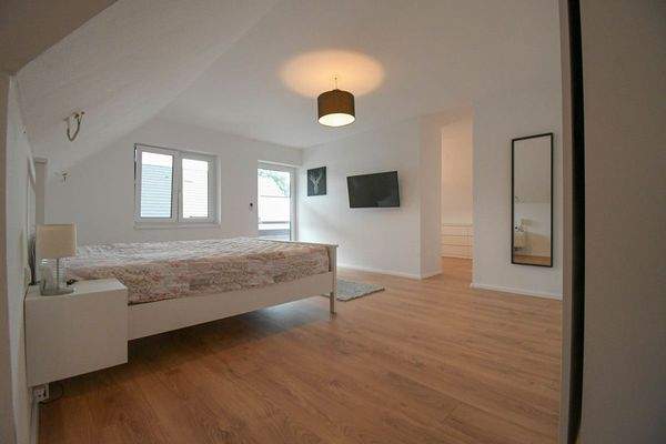 Schlaf-/Ankleidezimmer OG