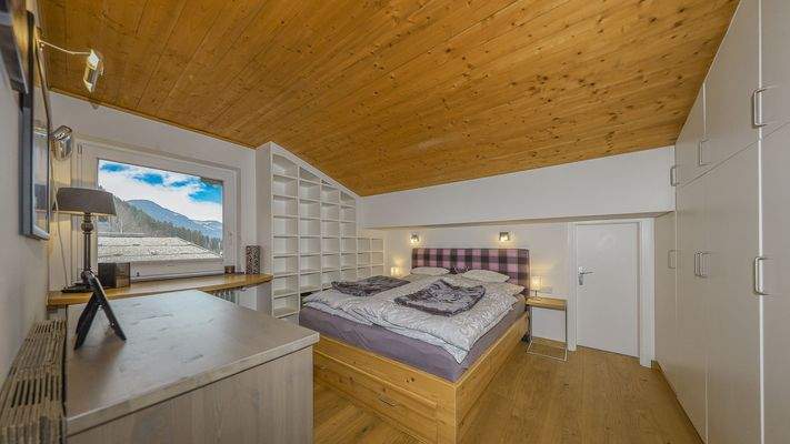 KITZIMMO-Dachgeschosswohnung an der Skipiste mit Kaiserblick kaufen - Immobilien Kitzbühel.