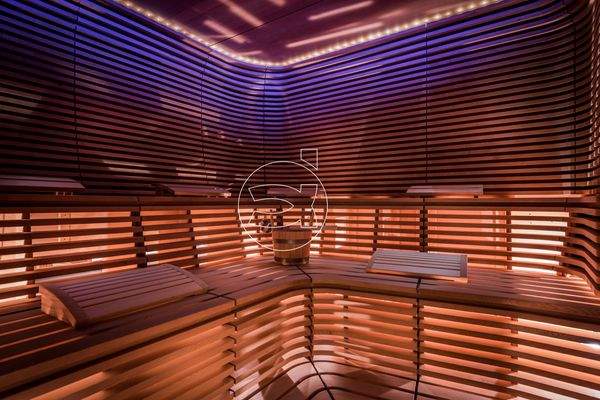 Villa in Marbella East