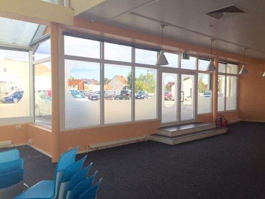 Innenansicht Gastraum 1.jpg