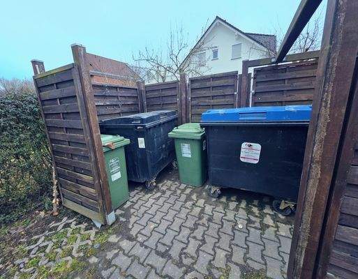 Entsorgungsbereich_Blauer Himmel