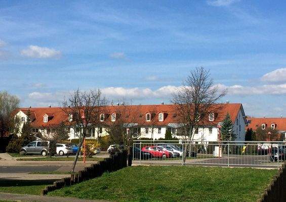 Attraktives Wohnumfeld mit TG-Zufahrt