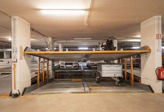 Garagenbox für 4 Fahrzeuge