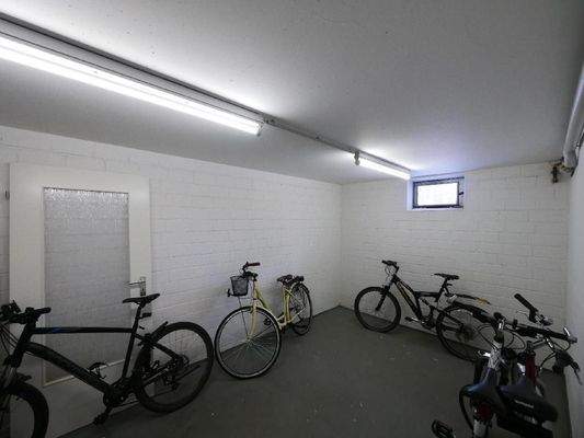  FAHRRADRAUM im Keller