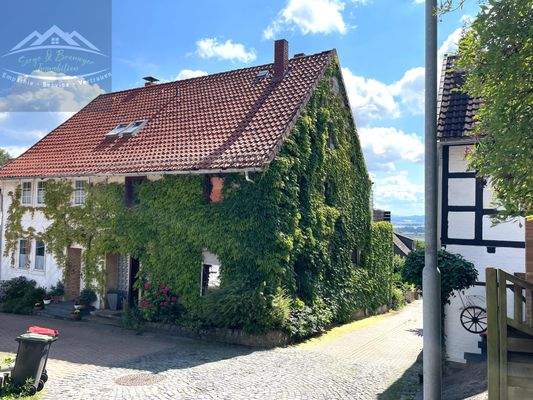 Reiheneckhaus Frontansicht