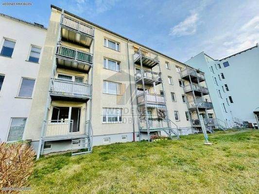 Garten & Ansicht hinten