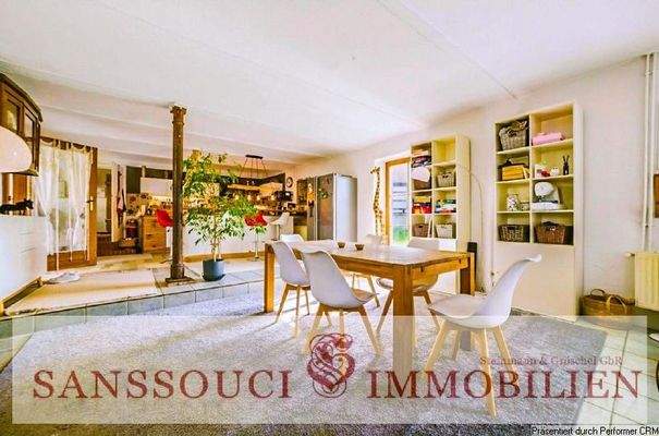 Blick in die offene Küche