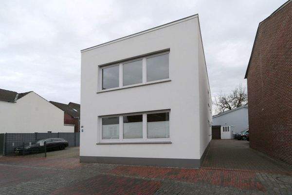 V1568_02 Zweifamilienhaus Kronenstraße