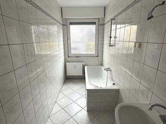 Vollbad mit Fenster