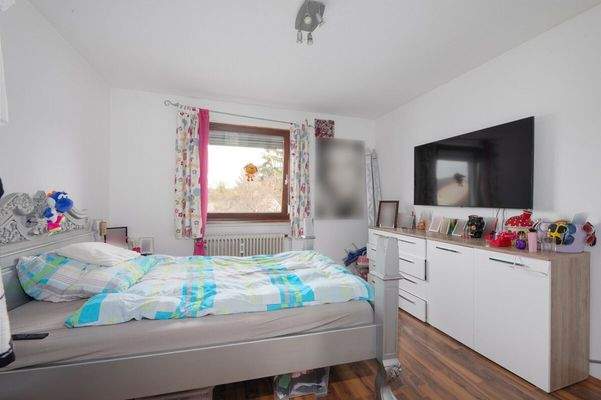 Schlafzimmer Hauptgebäude Wohnung 1. OG