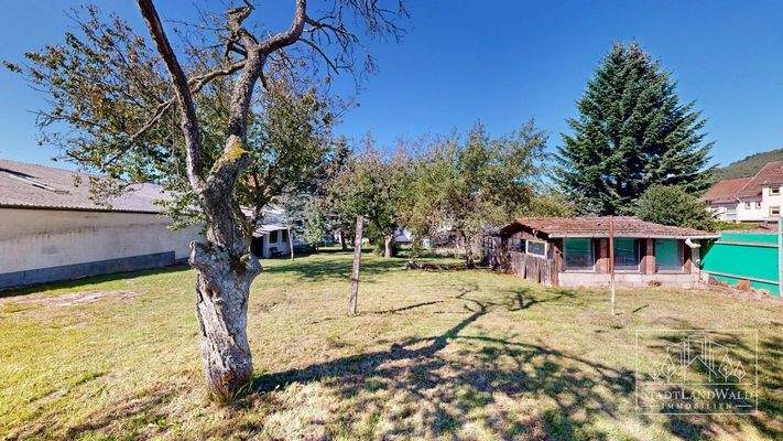 Garten mit Obstbaumbestand