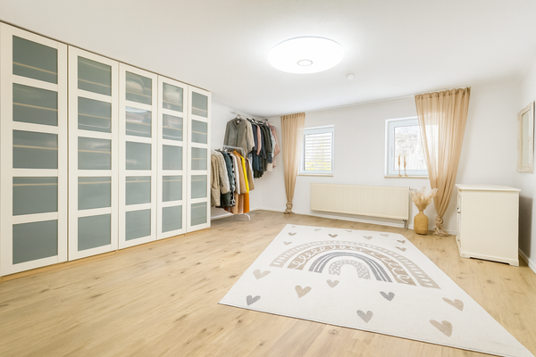 Gästezimmer-Büro im Untergeschoß