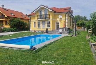 Haus mit Pool