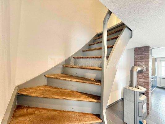 Treppe zum OG vorderes Haus