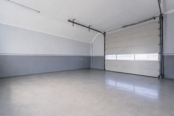 variabel nutzbare Hallenfläche mit Sektionaltor