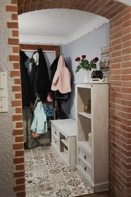 Windfang mit Garderobe 