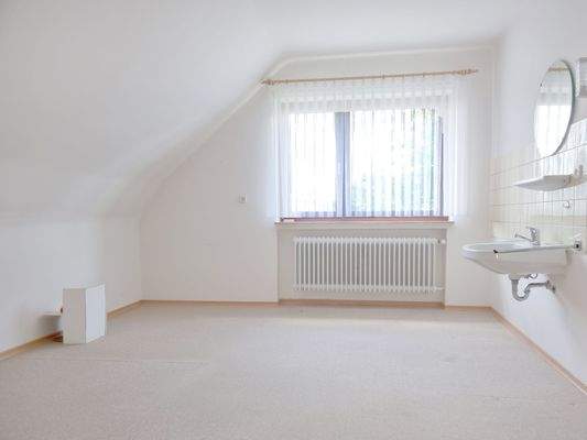 Großzügiges Wohnhaus in idyllischer Ortsrandlage