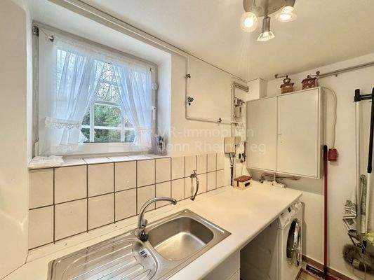 4894 Hauswirtschaftsraum KG 