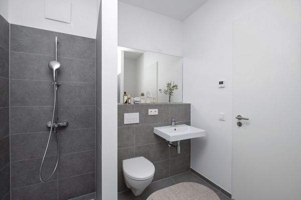 Badezimmer_Musterwohnung