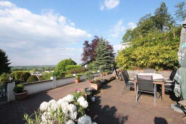 Terrasse mit Fernblick