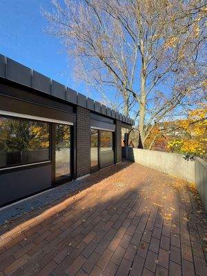 ... mit Terrassenzugang