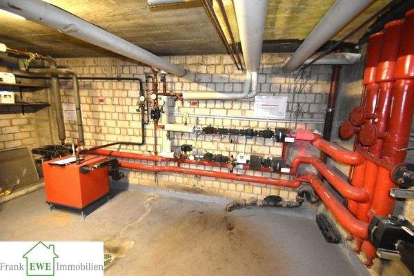 Versorgungskeller- Wohn-und Geschäftshaus