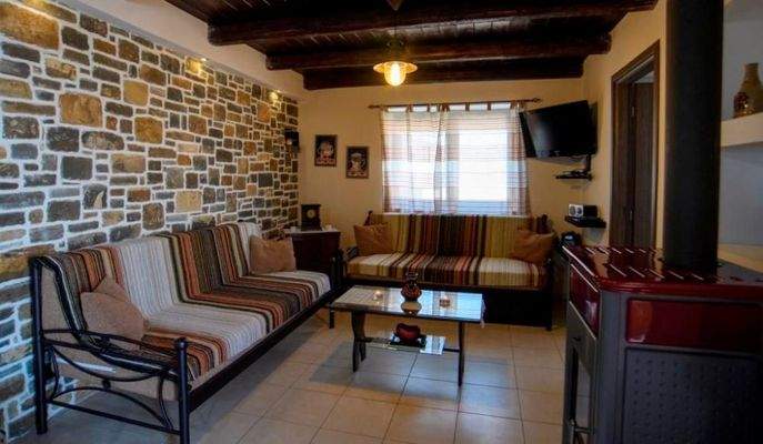 Südostkreta, Anatoli: Wohnung im ersten Stock mit Berg- und Meerblick zu verkaufen