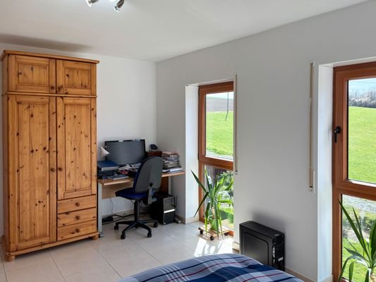 Schlafzimmer 2 OG 