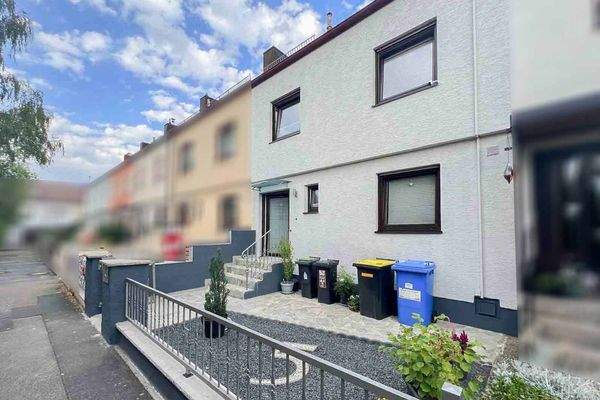 Hausansicht ( Sommer )