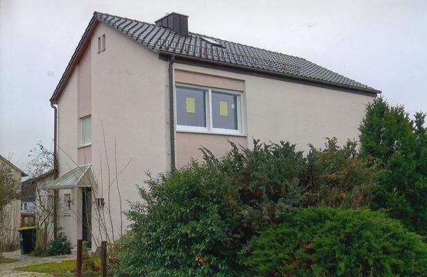 Vordere Wohnhausansicht