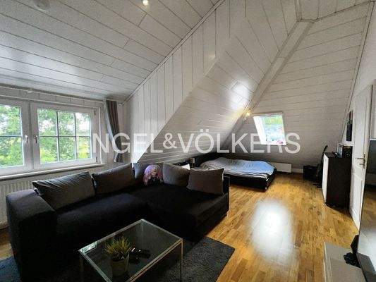 Kinderzimmer mit Ankleideraum