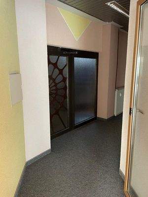 15 Eingang Treppenhaus