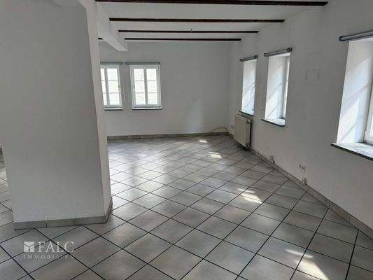 1. OG grosser Büroraum 