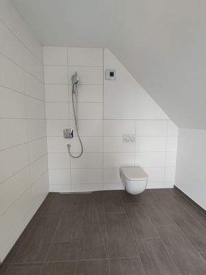 Bad mit bodengleicher Dusche