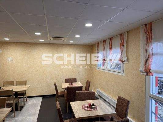 abgehängte Schallschluckdecke