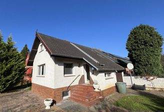 Bild 1 Hausansicht 1