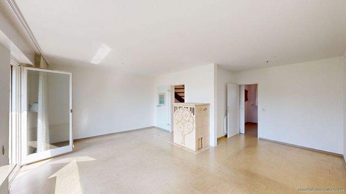 Wohn- und Esszimmer mit Kaminofen