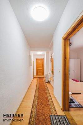 Flur zu den hinteren Gästezimmern