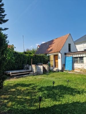 Gartenhütte.jpg