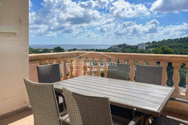 ...mit Meerblick und...