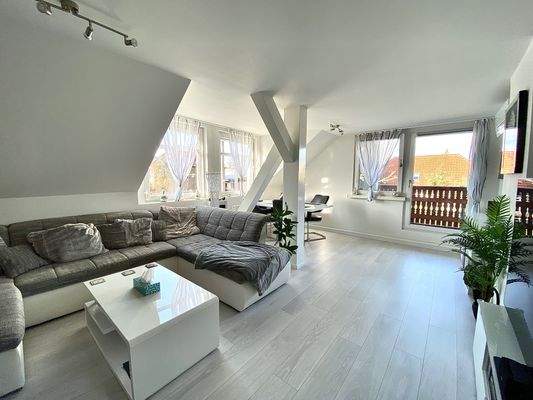 Wohnzimmer (DG Vorderhaus)