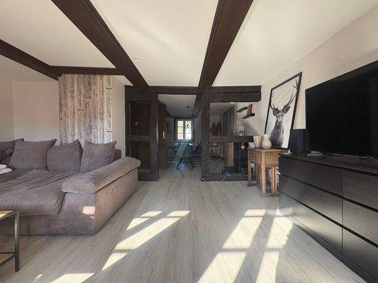 Wohnzimmer mit Essecke.jpeg