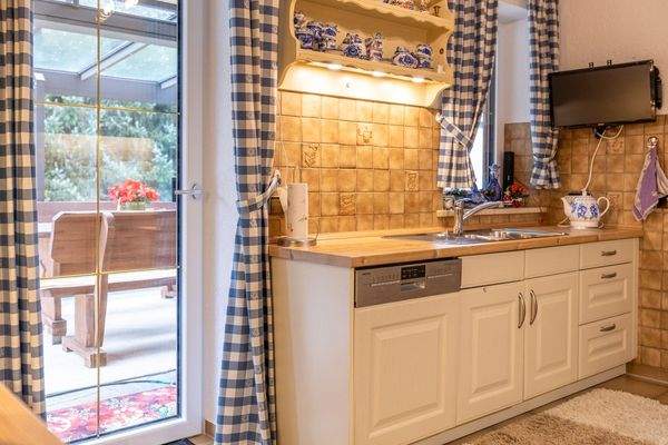 Großzügiges Wohnhaus mit Garten, Wintergarten & PV – ruhig gelegenes Raumwunder