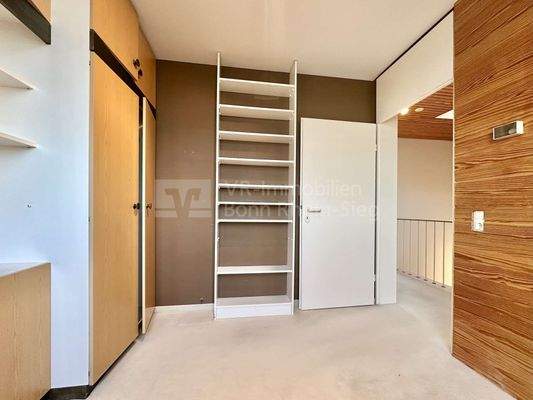 5049 Kinderzimmer mit Einbauschränken